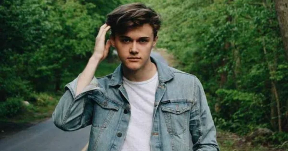 christopher-briney-age-2026-height-net-worth-and-biography